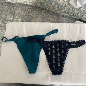 2 Victorias Secret VS NWT G V String Panty Teal Navy Blue Christmas Underwear S